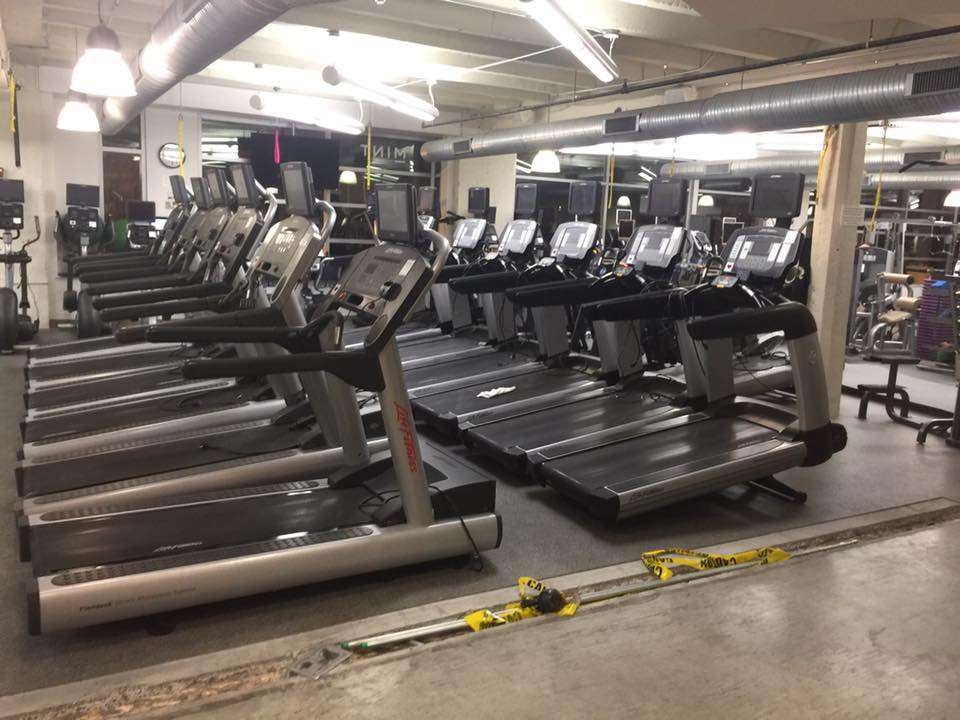 INTENSITY Studio Renos 1